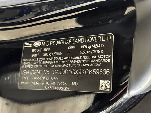 Used 2019 Jaguar F-TYPE Coupe image 33