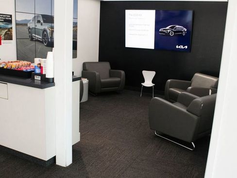 Certified 2025 Hyundai Santa Cruz SEL image 12