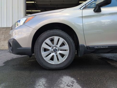Used 2016 Subaru Outback 2.5i Premium AWD/4WD image 16