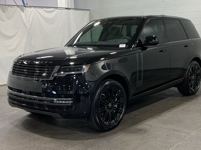 New 2025 Land Rover Range Rover SE