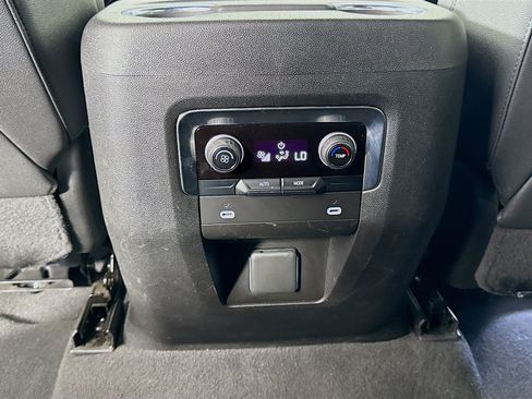 Used 2023 Chevrolet Tahoe LT RWD image 27