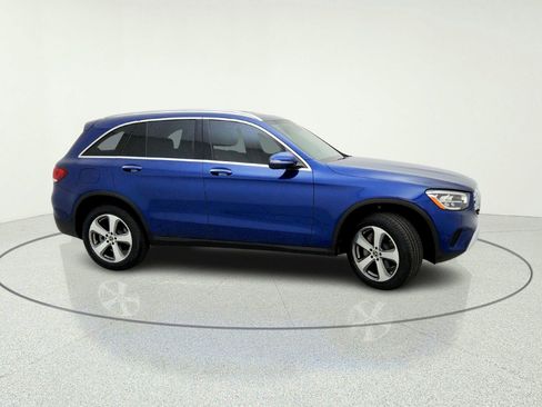 Used 2021 Mercedes-Benz GLC 300 image 6
