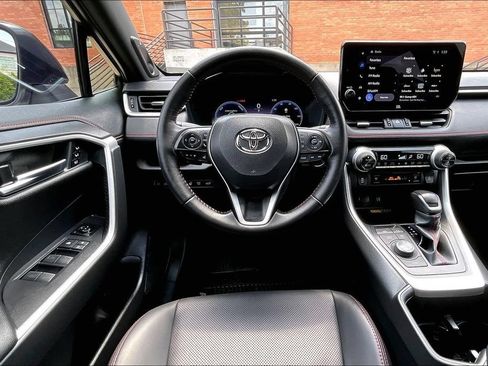 Used 2024 Toyota RAV4 XSE w/ Premium Package AWD/4WD image 7