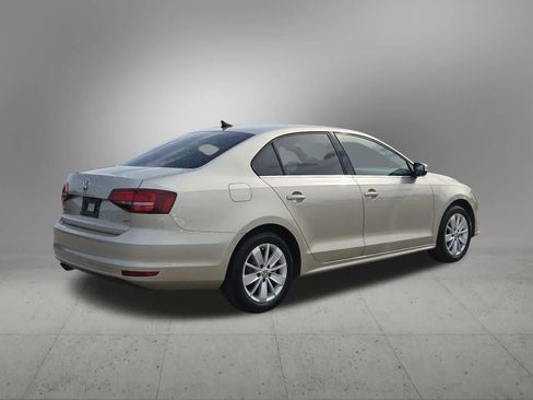Used 2016 Volkswagen Jetta SE image 6