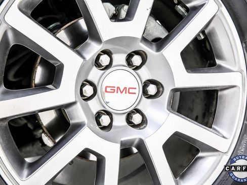 Used 2018 GMC Yukon XL Denali image 28