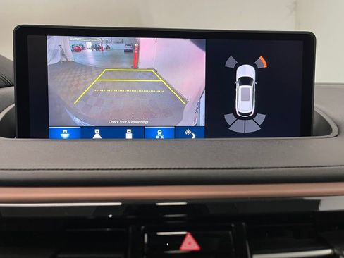 Used 2022 Acura MDX SH-AWD w/ Technology Package image 8