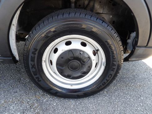 Used 2019 Ford Transit 250 138 image 41