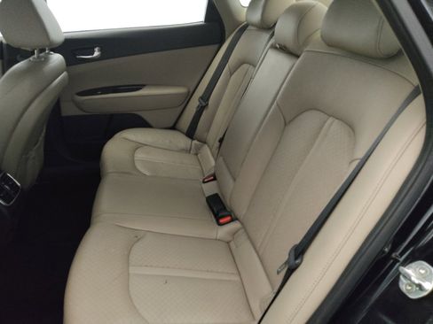Used 2018 Kia Optima EX w/ Premium Package FWD image 18