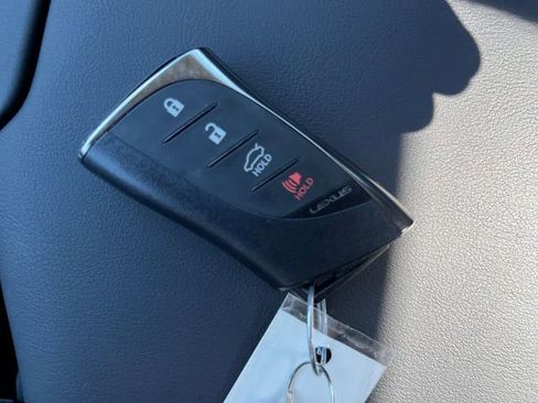 Used 2019 Lexus ES 350 w/ Accessory Package 2 FWD image 29