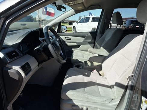 Used 2013 Honda Odyssey LX image 13