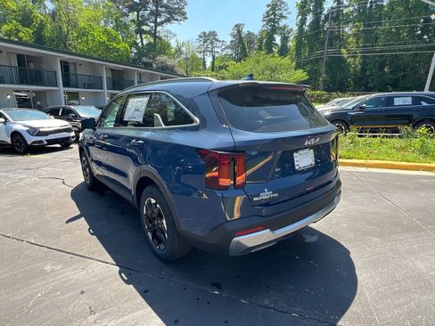 New 2025 Kia Sorento S w/ Panoramic Sunroof Package image 5