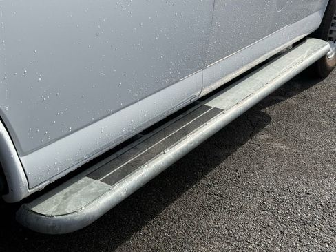 Used 2024 GMC Savana 2500 w/ Driver Convenience Package image 11