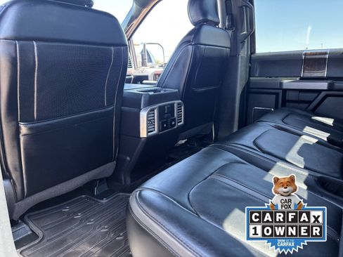 Used 2017 Ford F150 Platinum w/ Equipment Group 701A Luxury AWD/4WD image 18