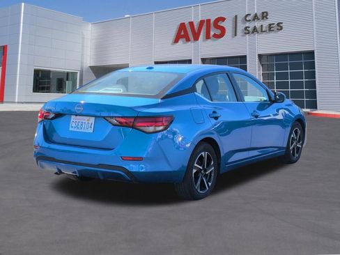 Used 2025 Nissan Sentra SV image 6