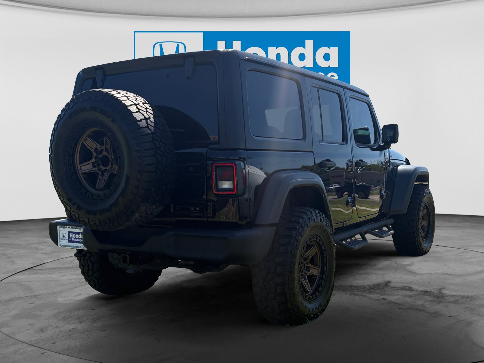 Used 2022 Jeep Wrangler Unlimited Sport AWD/4WD image 5