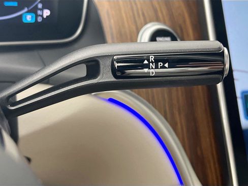Certified 2023 Mercedes-Benz GLC 300 4MATIC image 17