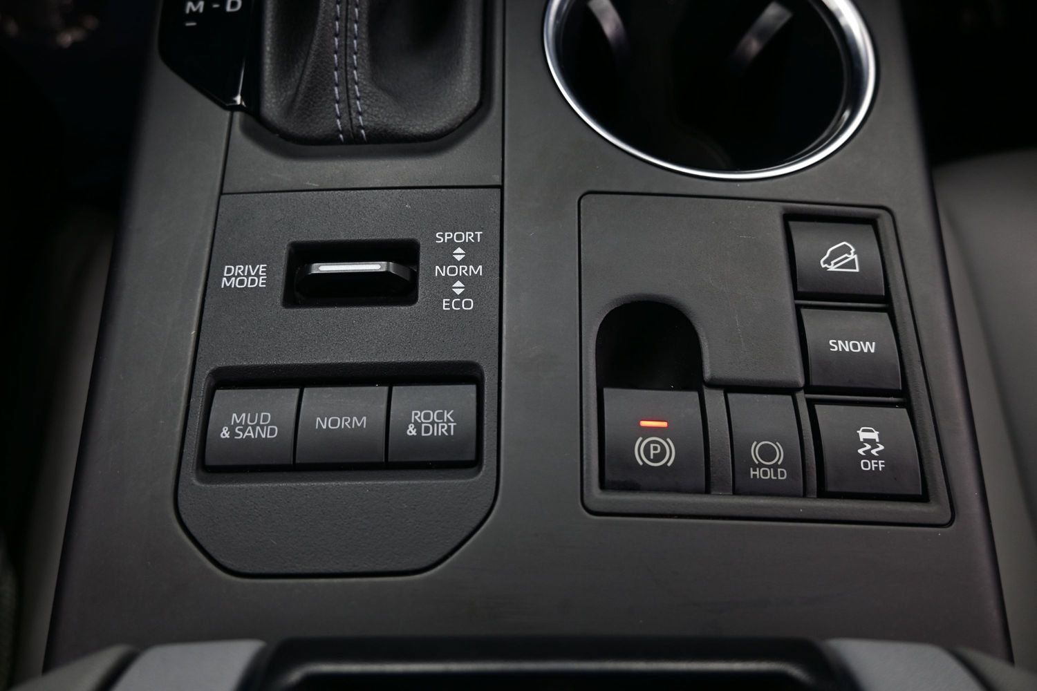 Used 2023 Toyota Highlander XLE AWD/4WD image 24