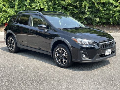 Used 2020 Subaru Crosstrek 2.0i Premium w/ Moonroof Package 2 AWD/4WD image 2