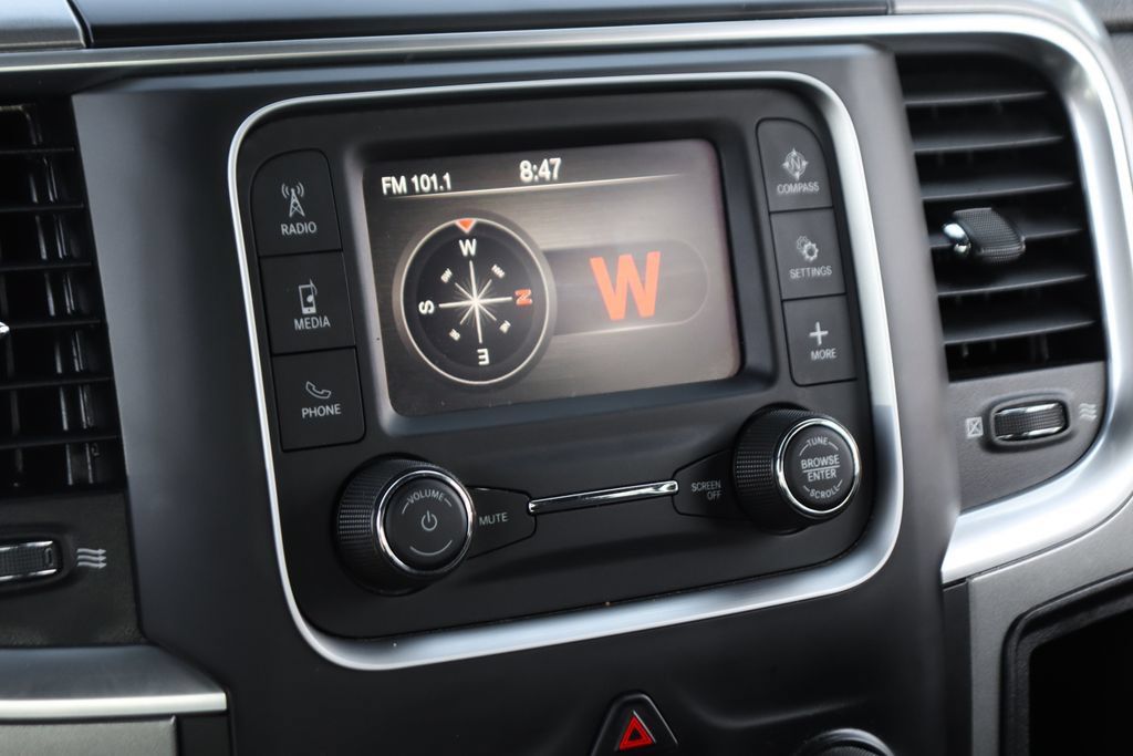 Used 2024 RAM 1500 Warlock AWD/4WD image 28