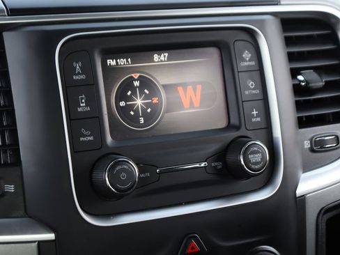 Used 2024 RAM 1500 Warlock AWD/4WD image 28