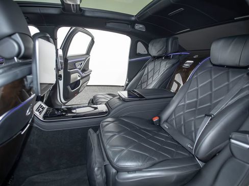 Used 2023 Mercedes-Benz Maybach S 580 4MATIC image 74