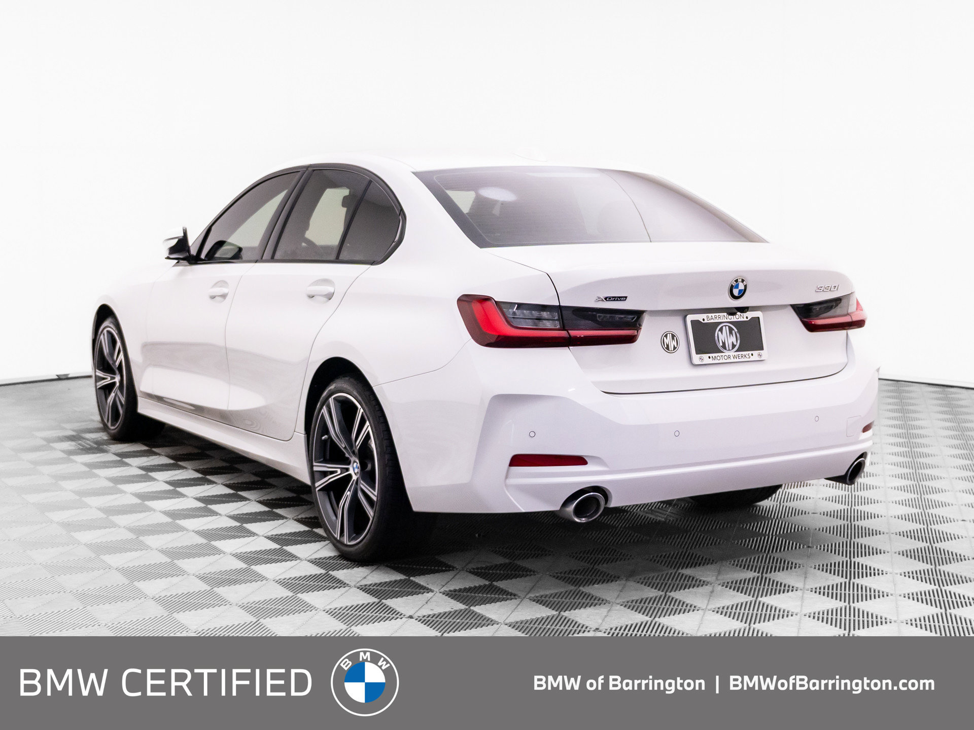 Certified 2023 BMW 330i xDrive Sedan w/ Driving Assistance Package AWD/4WD image 3