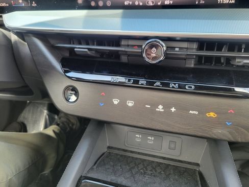 Used 2025 Nissan Murano SL image 14