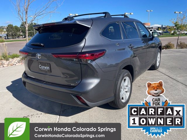 Used 2023 Toyota Highlander LE FWD image 10