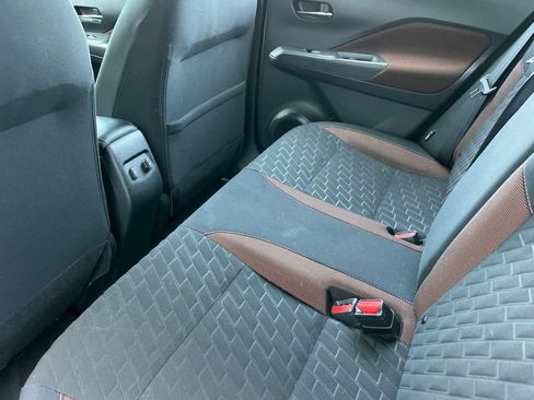 Used 2023 Nissan Kicks SR image 5