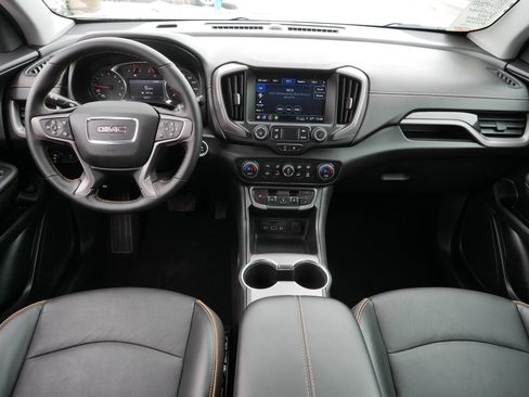 Used 2023 GMC Terrain AT4 image 10