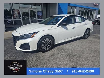 Used 2024 Nissan Altima 2.5 SV