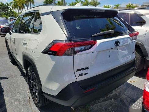 Used 2021 Toyota RAV4 XLE FWD image 4