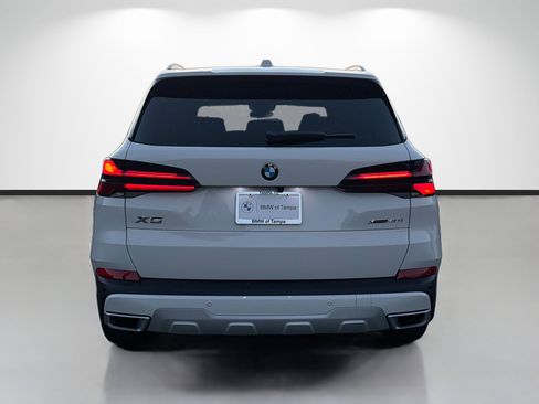 New 2026 BMW X5 xDrive40i image 4