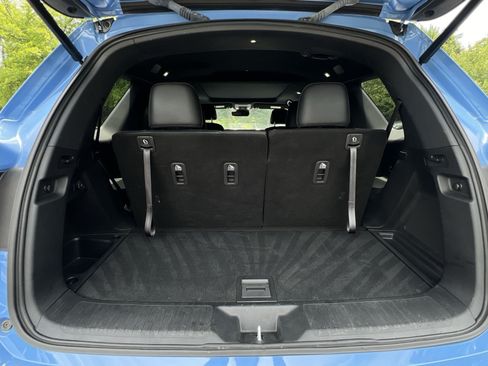 Used 2025 Honda Pilot TrailSport image 36