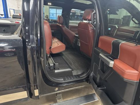 Used 2019 Ford F250 Platinum w/ Platinum Ultimate Package image 21