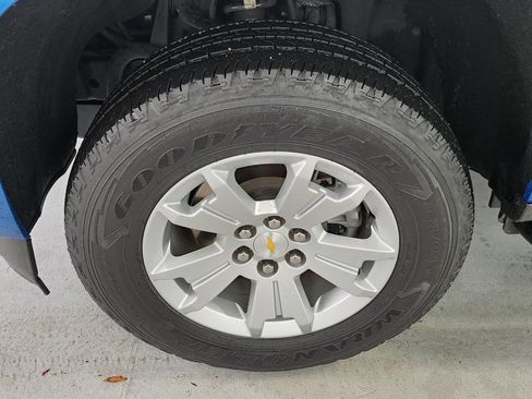 Used 2022 Chevrolet Colorado LT w/ Safety Package image 33