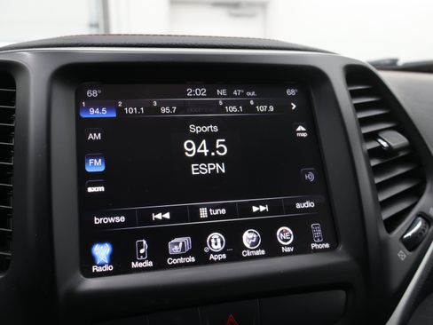 Used 2016 Jeep Cherokee Trailhawk w/ Comfort/Convenience Group image 47