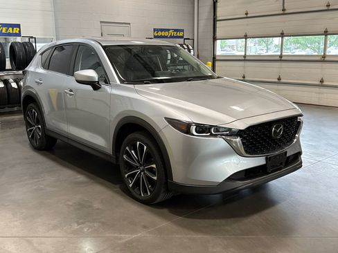 Used 2023 MAZDA CX-5 AWD 2.5 S image 3
