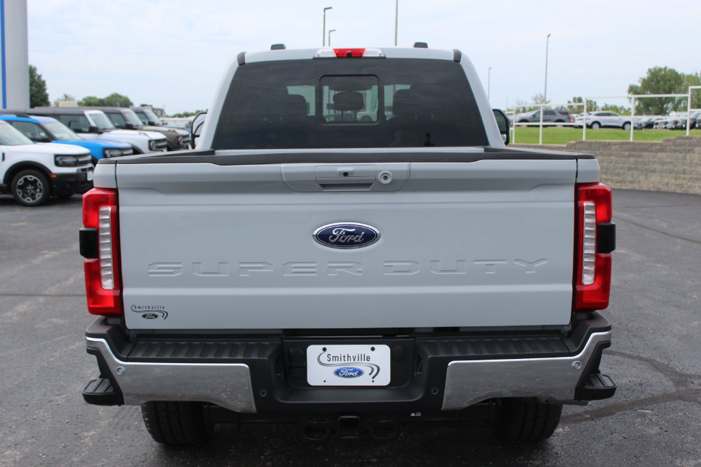 New 2026 Ford F250 XLT w/ XLT Premium Package AWD/4WD image 4