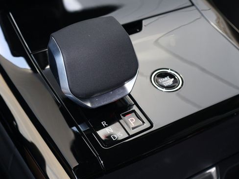 Used 2026 Land Rover Range Rover Sport Dynamic SE AWD/4WD image 24