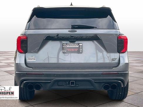 Used 2022 Ford Explorer ST w/ Equipment Group 401A image 4