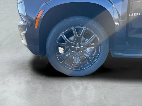 New 2026 Chevrolet Suburban Premier w/ Sun And Tow Package image 34