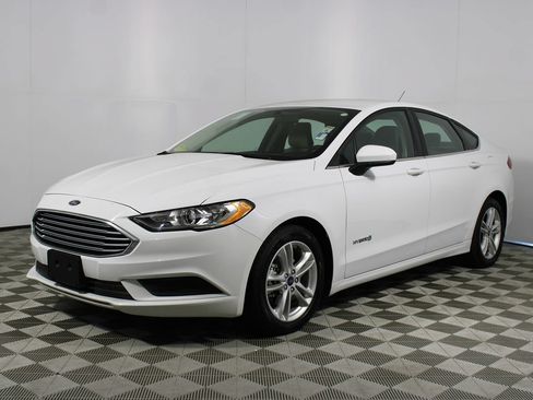 Used 2018 Ford Fusion S FWD image 3