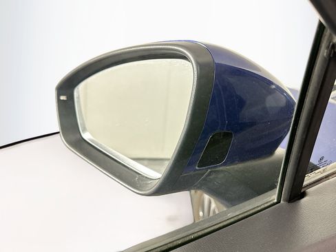 Used 2021 Volkswagen ID.4 Pro S RWD image 16