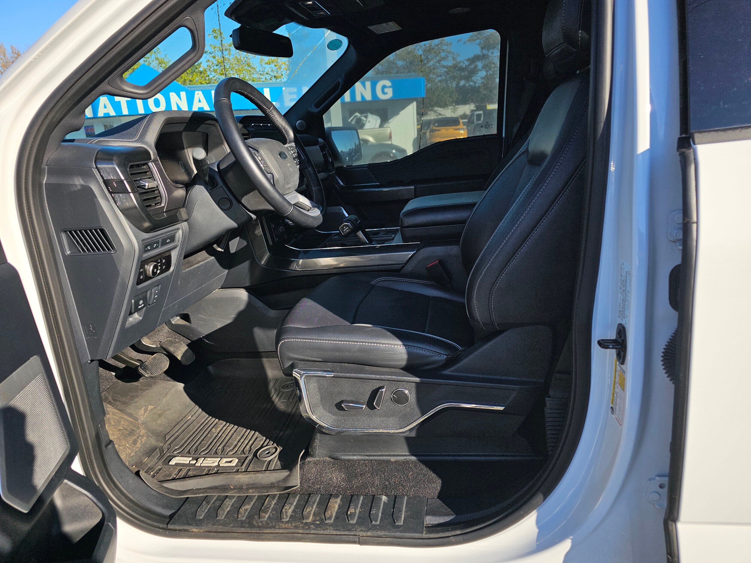 Used 2023 Ford F150 Lariat w/ Equipment Group 502A High AWD/4WD image 22