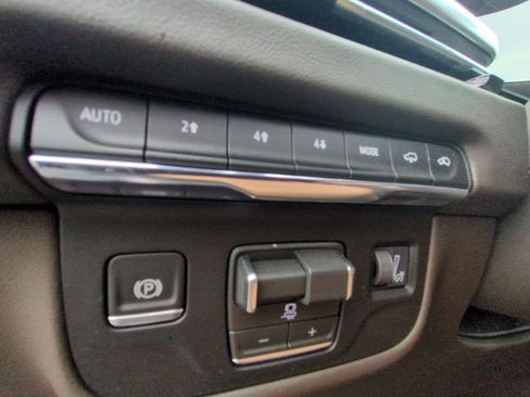 Used 2026 Cadillac Escalade Luxury w/ Touring Package AWD/4WD image 14