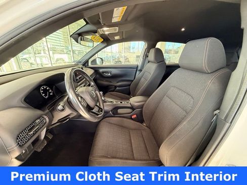 Used 2024 Honda HR-V Sport image 11