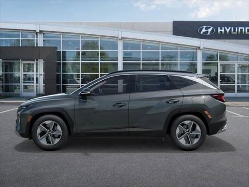 New 2025 Hyundai Tucson SEL image 3