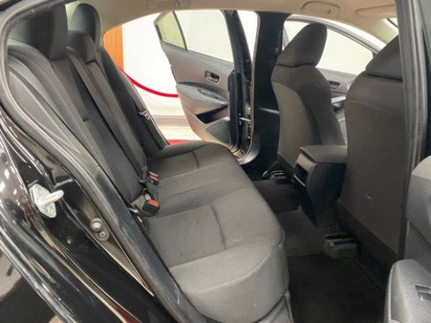Used 2022 Toyota Corolla LE image 7
