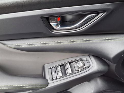 Used 2025 Subaru Ascent Onyx Edition image 18